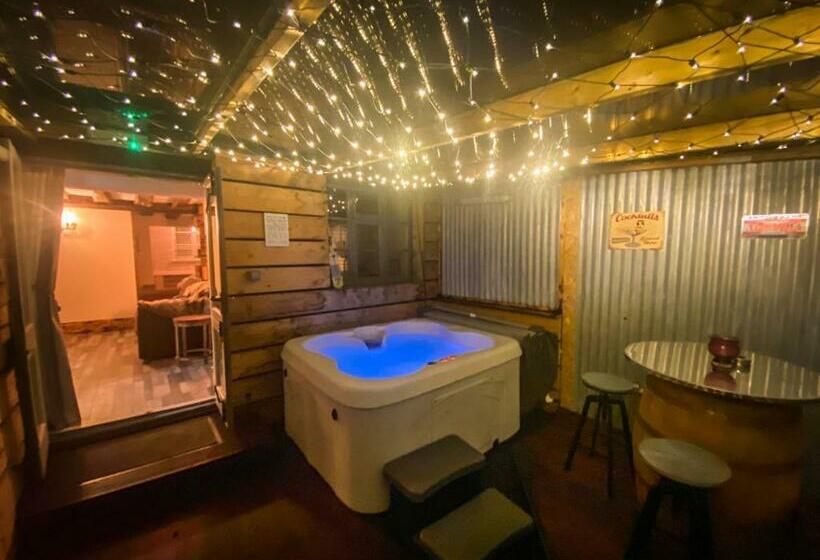 The Terrace At Riverside Suites