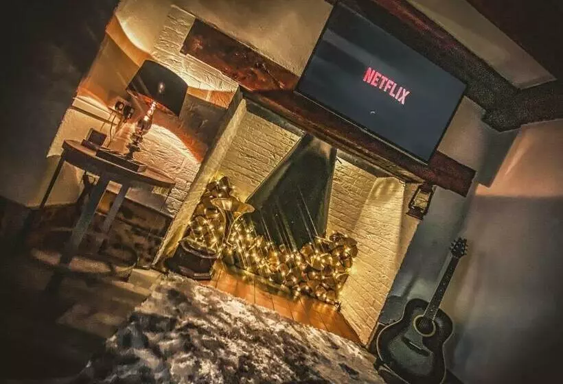 The Terrace At Riverside Suites