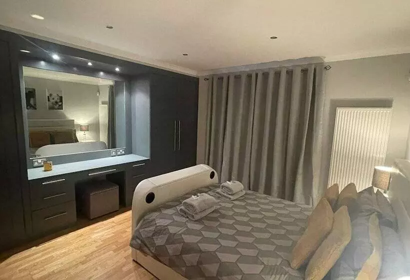 تختخواب و صبحانه City Stay Scotland