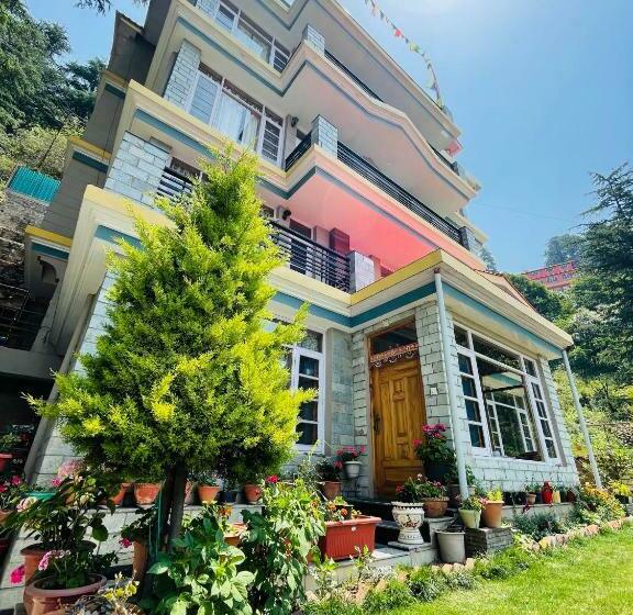 Delek Khangzang Bed And Breakfast