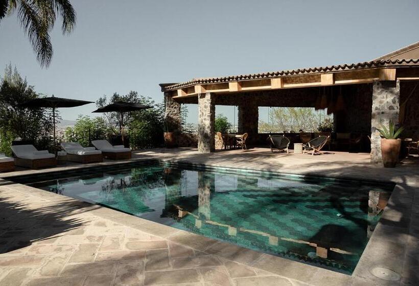 فندق Grand María