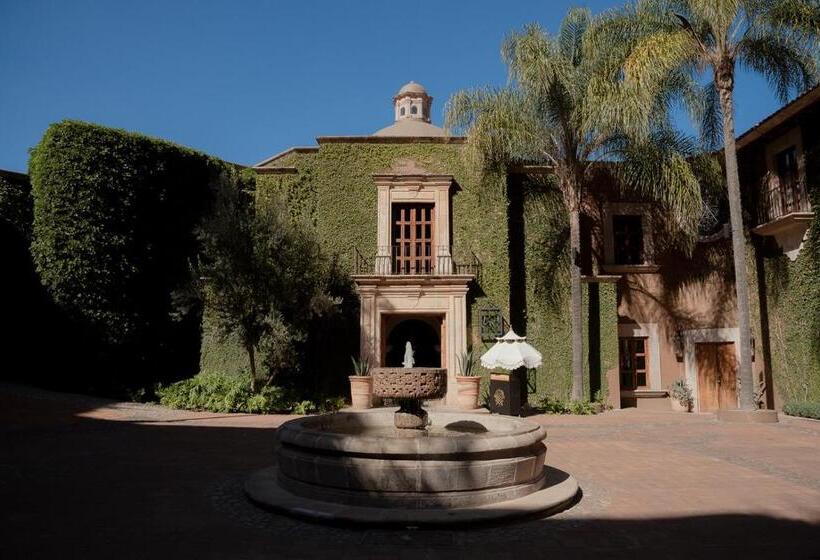 فندق Grand María