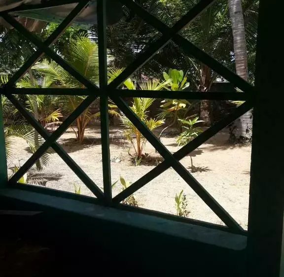 Majatalo River Garden Arugambay