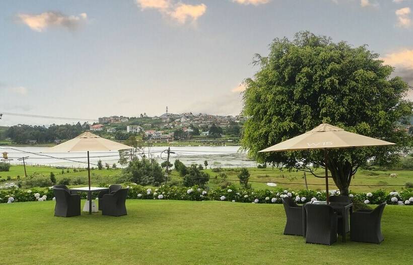 منتجع W15 Lake Gregory