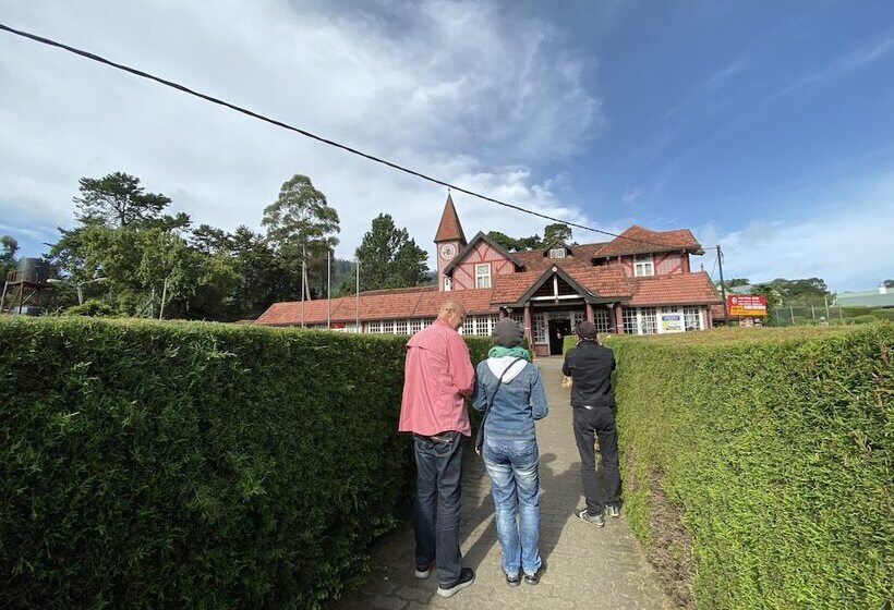 منتجع W15 Lake Gregory