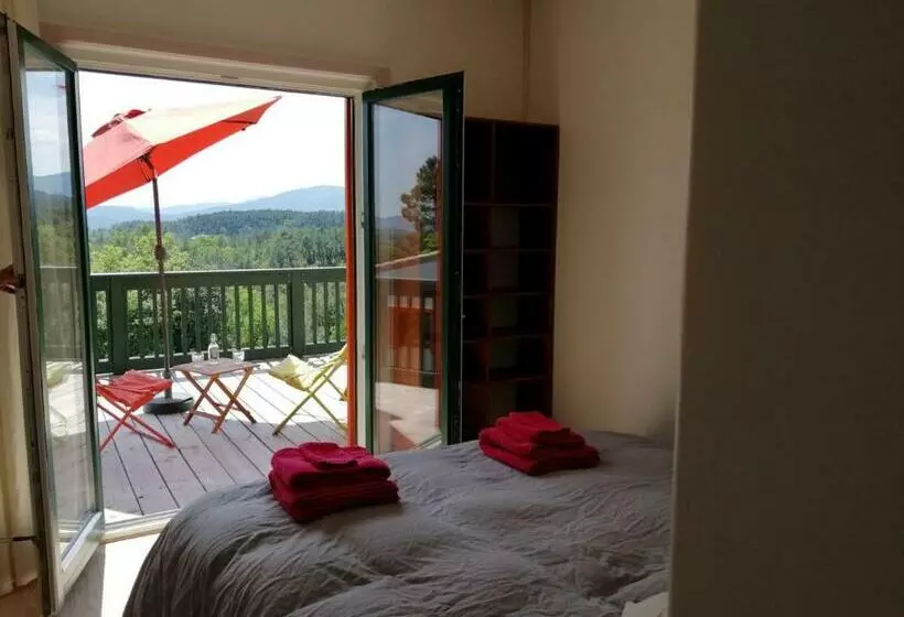 Aamiaismajoitus (B&B) Les Jardins Celestes