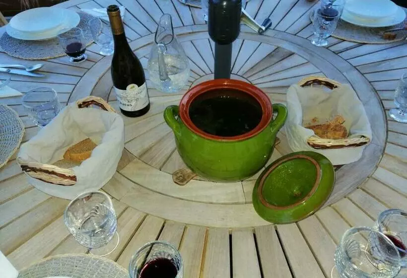 Aamiaismajoitus (B&B) Les Jardins Celestes