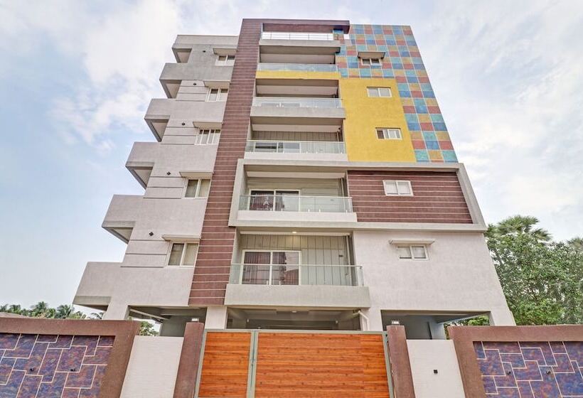 ホテル Treebo Seabreeze Comforts