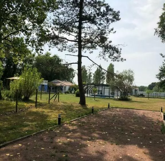 Majatalo La Gloriette De L Etang
