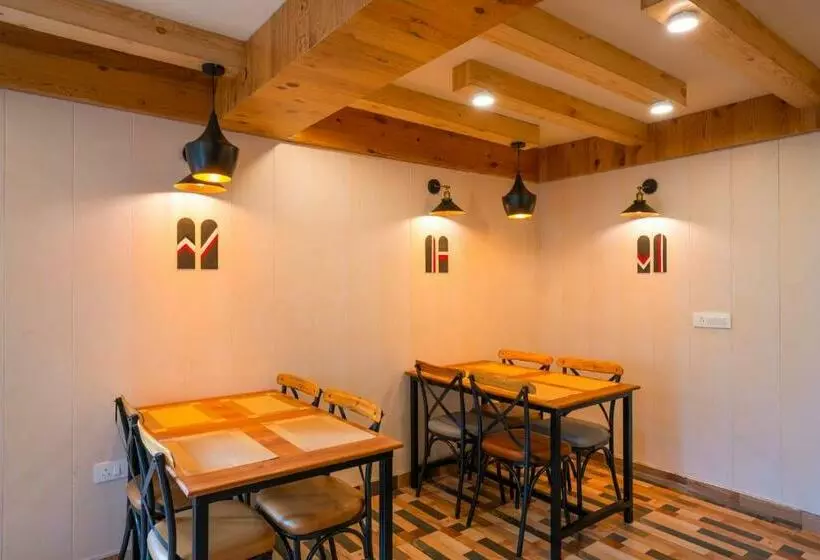 ユースホステル Zostel Manali, Vashisht
