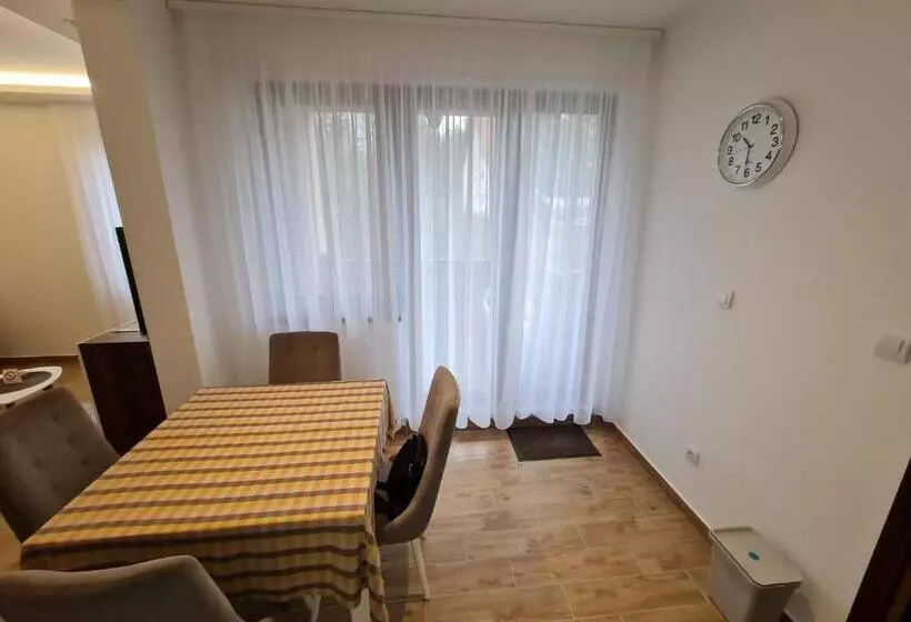 Apartment Sara