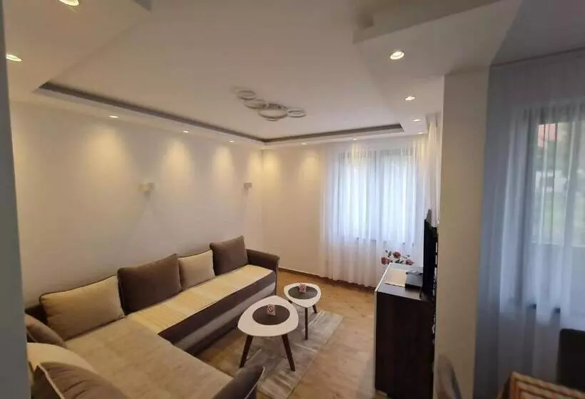 Apartment Sara