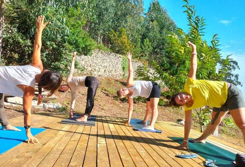 تختخواب و صبحانه Islow Coliving