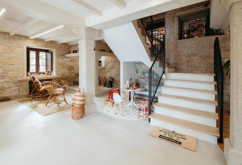 تختخواب و صبحانه Islow Coliving