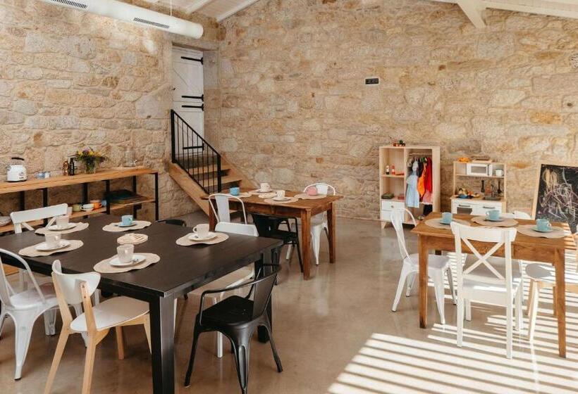 تختخواب و صبحانه Islow Coliving