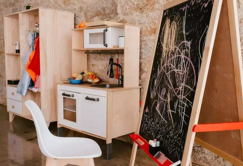 ベッドアンドブレックファースト Islow Coliving