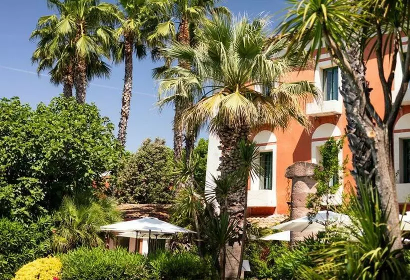 Hotelli Hôtel L Arena