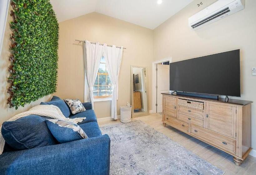 Quaint Studio In The Heart Of Downtown St Augustine