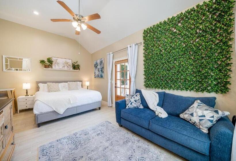 Quaint Studio In The Heart Of Downtown St Augustine