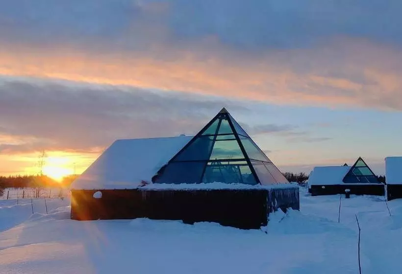 ホテル Aurora Pyramid Glass Igloos