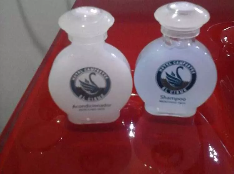 هتل Campestre El Cisne