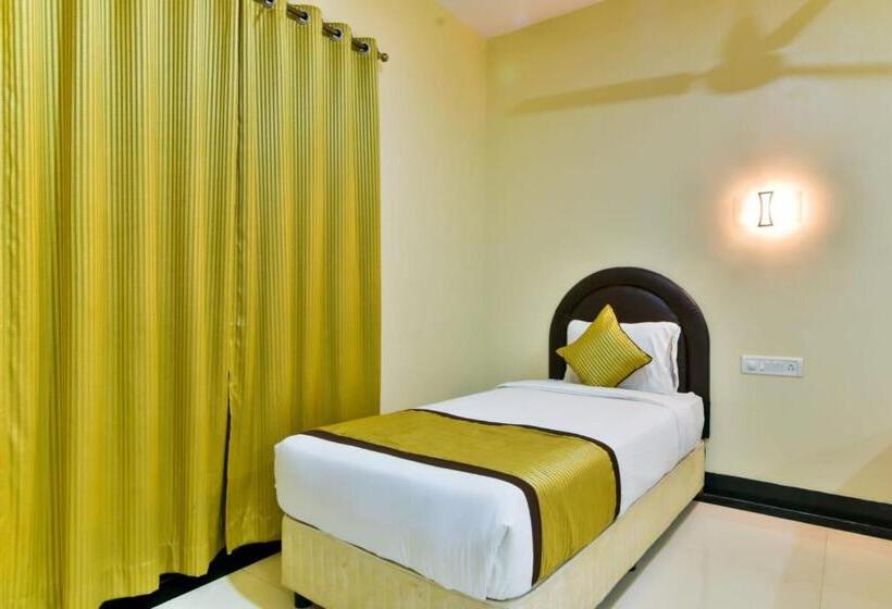 酒店 Baga Fantacia Beach Inn