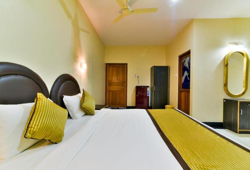 酒店 Baga Fantacia Beach Inn