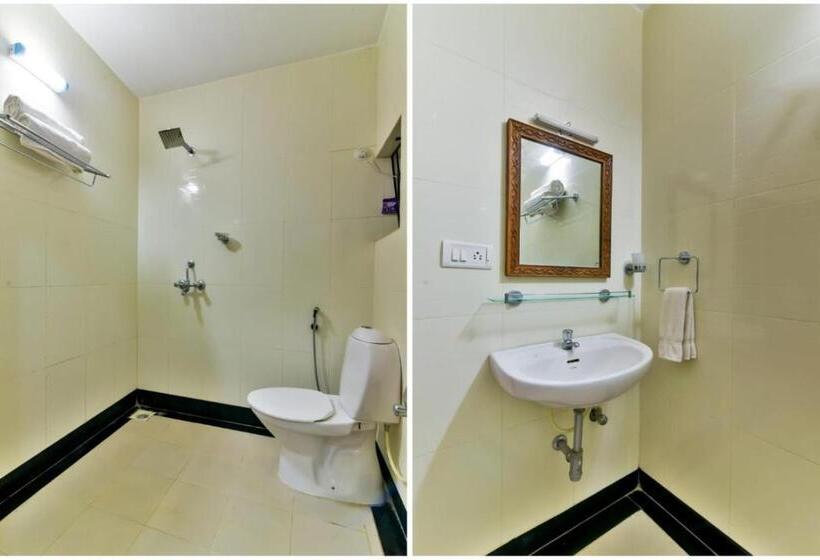 酒店 Baga Fantacia Beach Inn