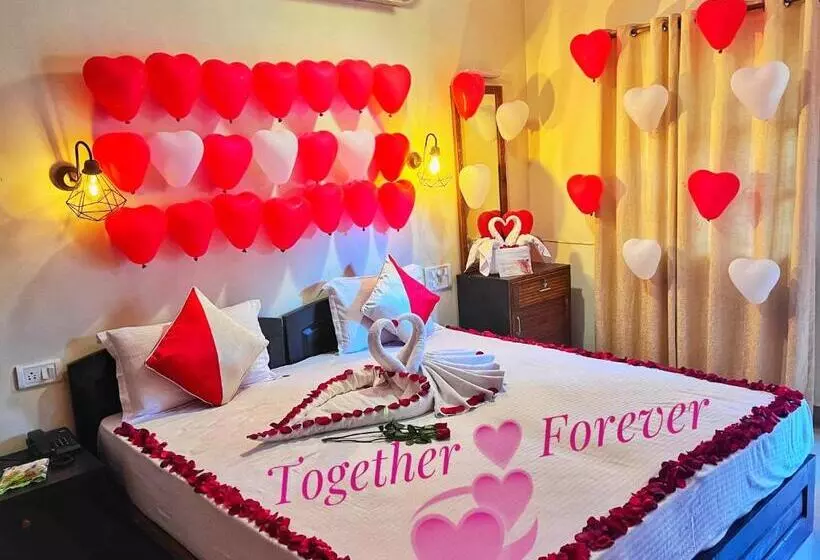 هتل Baga Fantacia Beach Inn