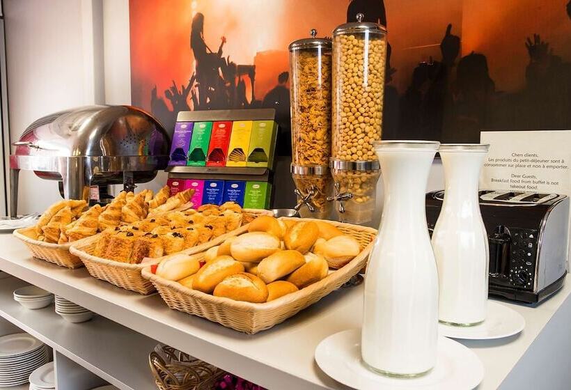 هتل Kyriad Paris Saint Ouen