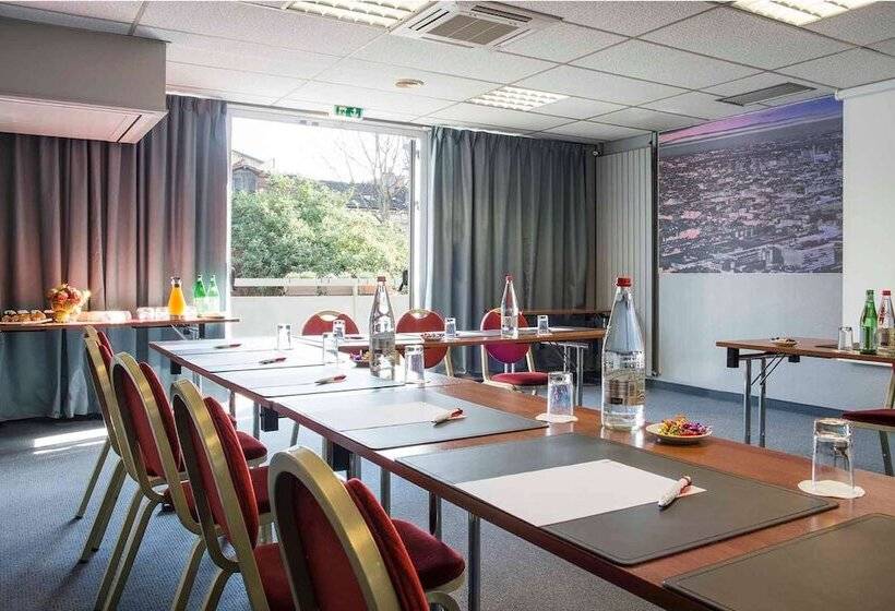 هتل Kyriad Paris Saint Ouen