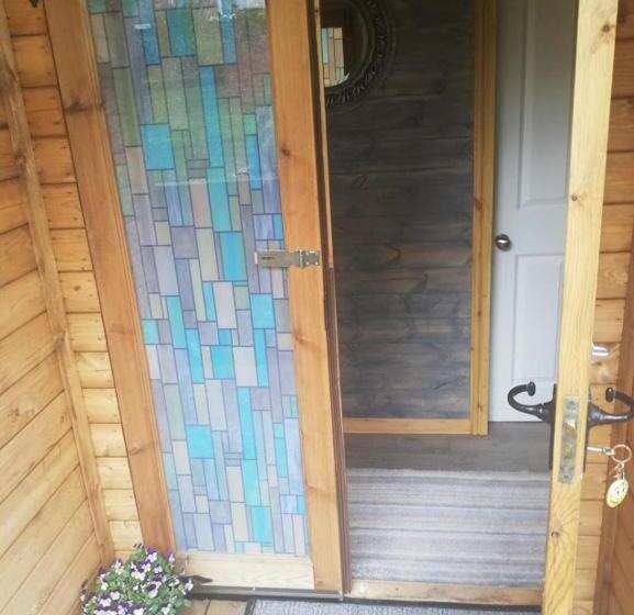 Peaceful Cabin Retreat In Skegby