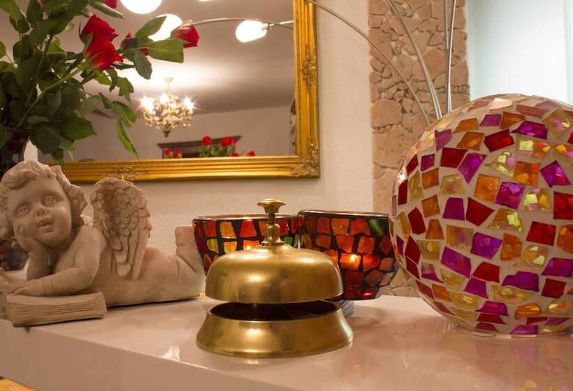 Bed and Breakfast Europa Pension Tirol