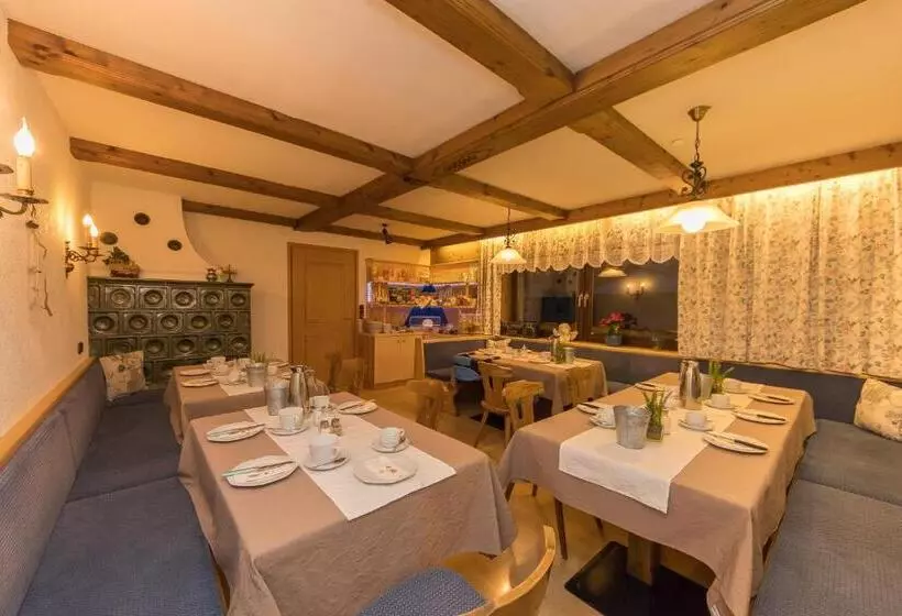 Bed and Breakfast Pension Hauser