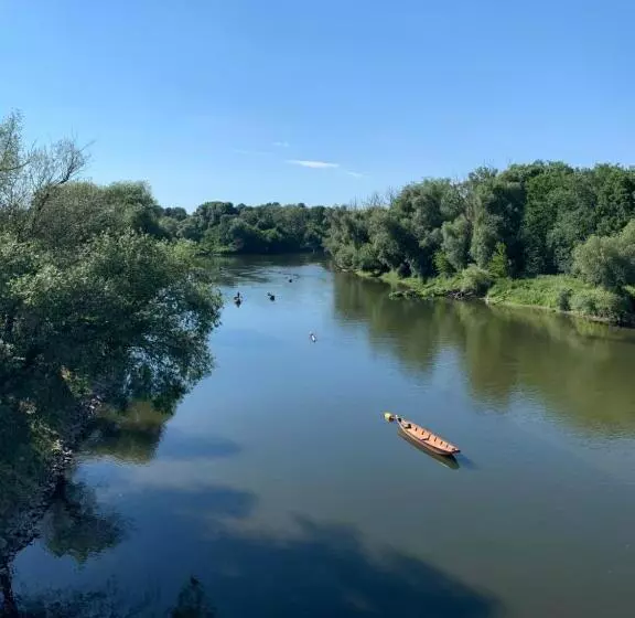 Bernstein Motel Marchegg