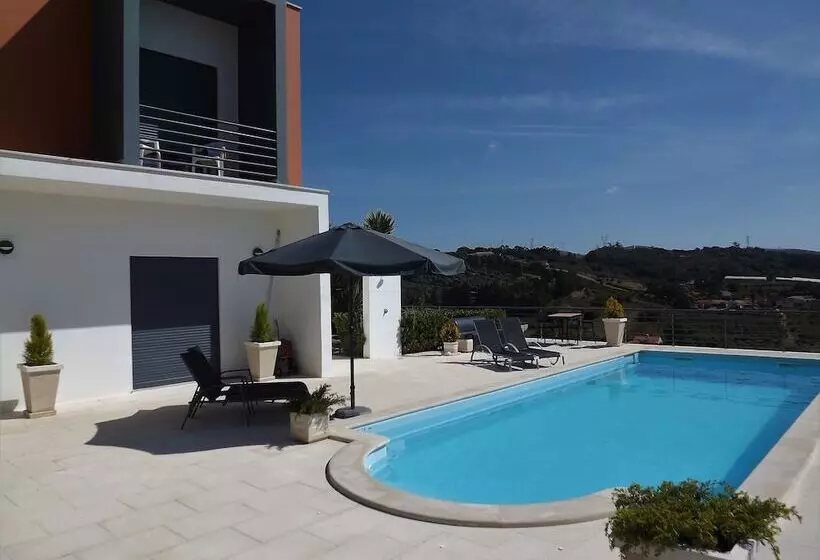 Casa Ceedina Bed And Breakfast & Beauty