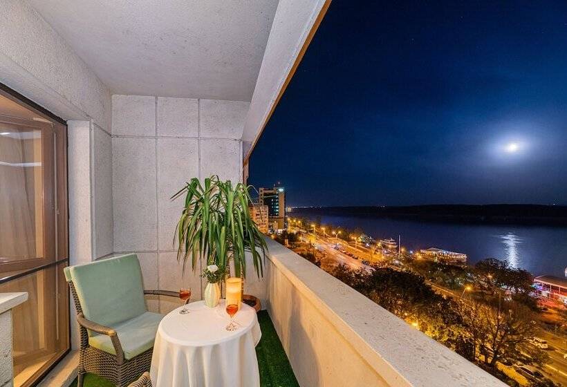 Faleza Hotel By Vega