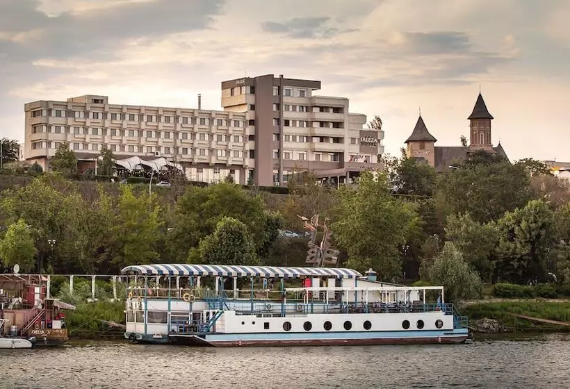 Faleza Hotel By Vega