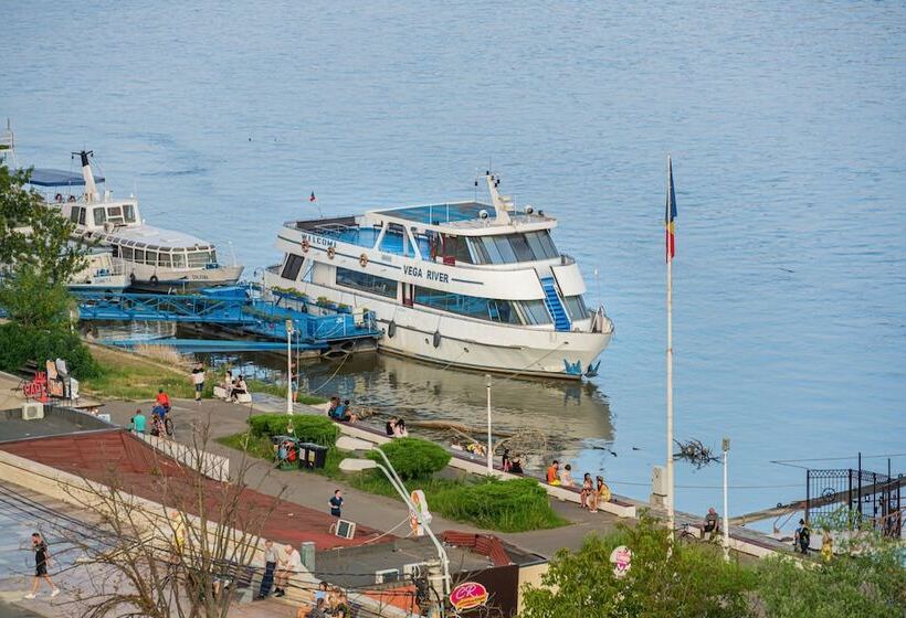 Faleza Hotel By Vega