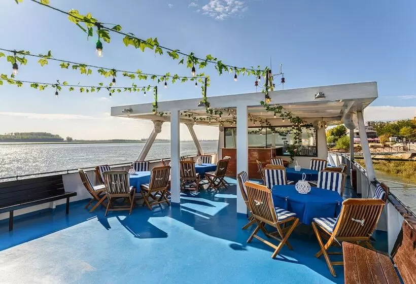 Faleza Hotel By Vega