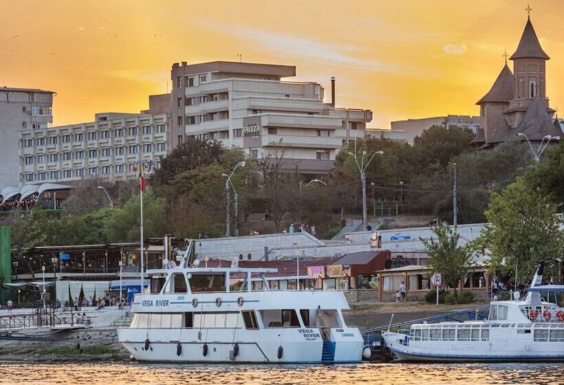 Faleza Hotel By Vega