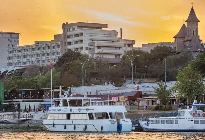 Faleza Hotel By Vega