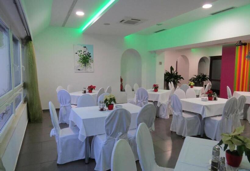 ホテル Ballet School