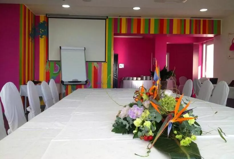 ホテル Ballet School