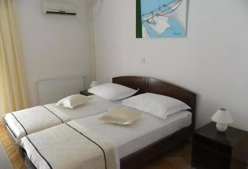 ホテル Ballet School