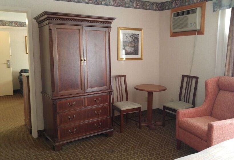فندق Best Value Inn & Suites Parry Sound