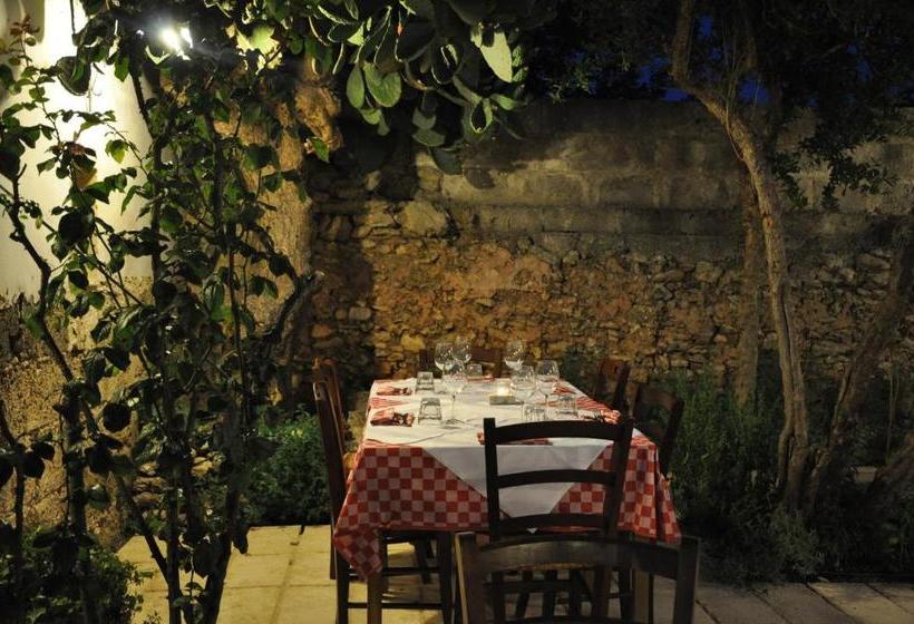 Hotel Corte Degli Aranci