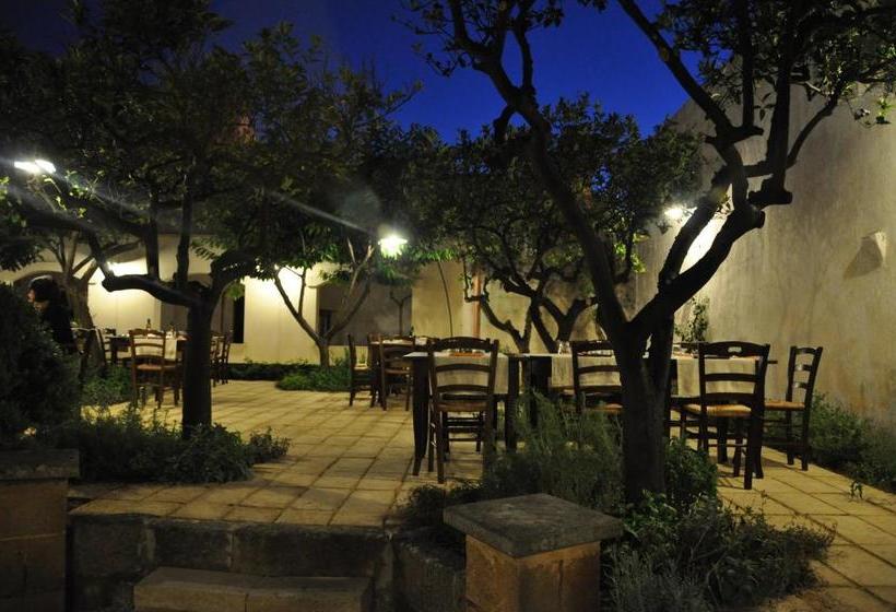 Hotel Corte Degli Aranci