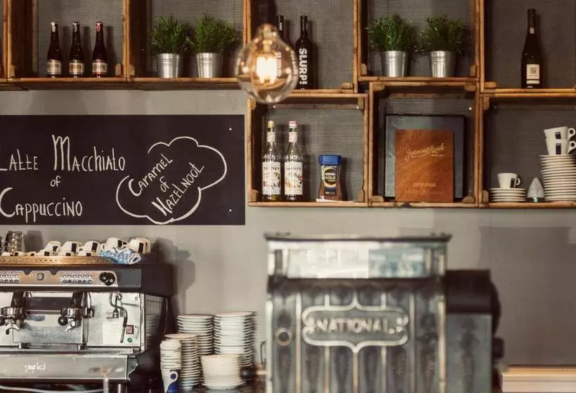 호텔 Restaurant De Baronie