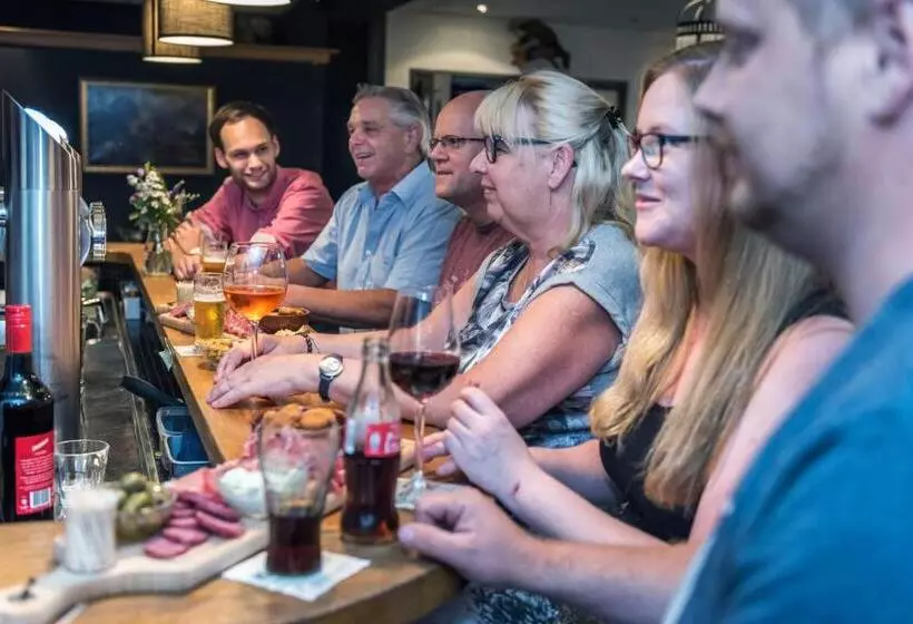 هتل De Kruishoeve